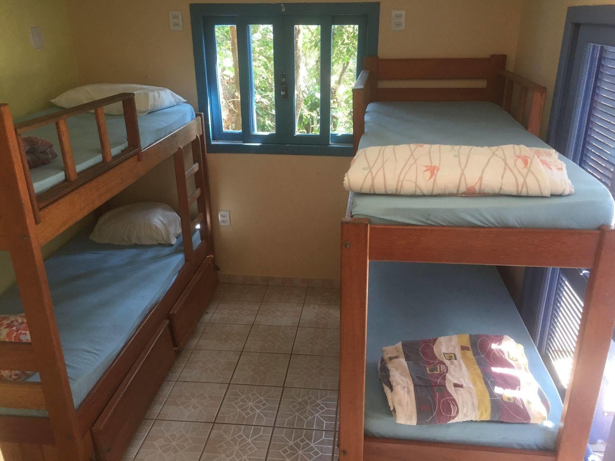 Sunset Backpackers Hostel *